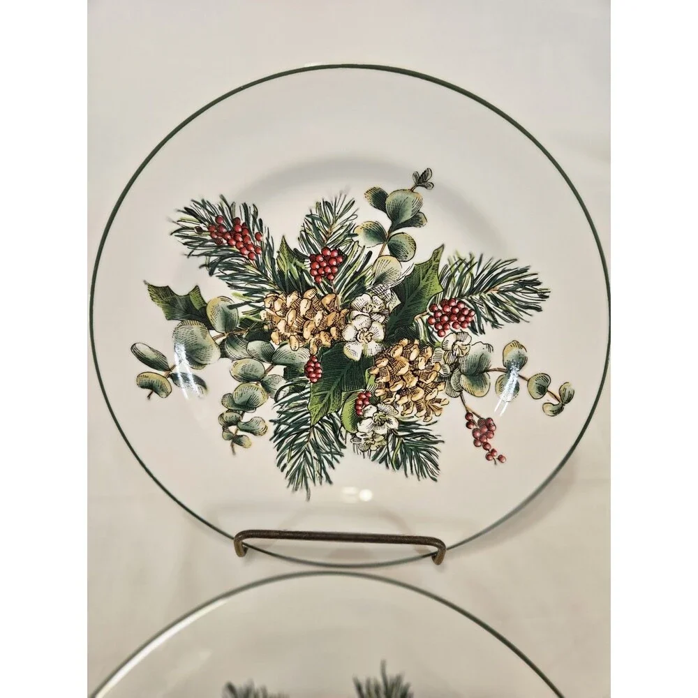 Set Of 2 Pottery Barn Holly Berry 7 3/4